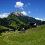 Warth in Vorarlberg mit Biberkopf, Oesterreich