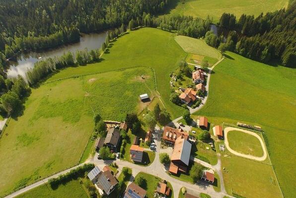 Forellen- & Reiterhof Schanzer